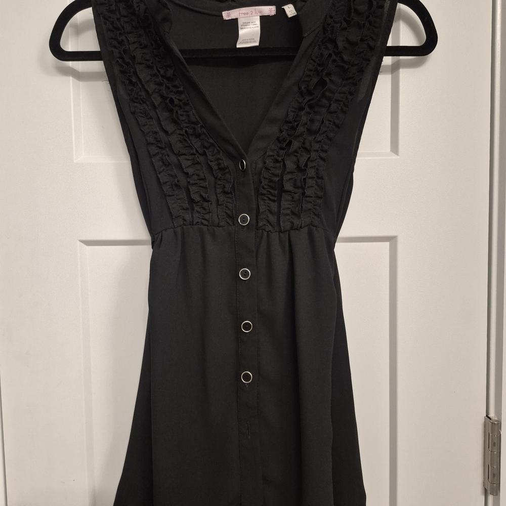 Free 2 Luv Large Black Sleeveless Blouse With Ruffles Size Large